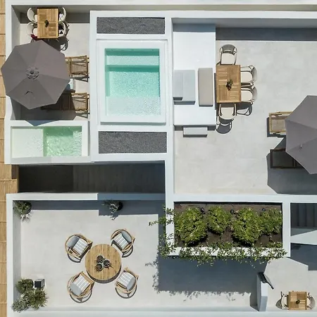 Szálloda Istoria, A Member Of Design Perivólosz