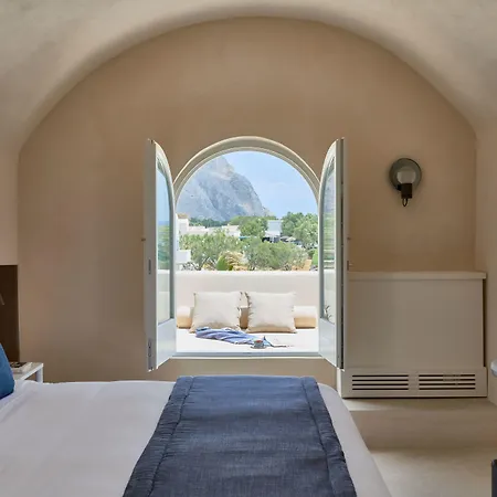 Istoria, A Member Of Design