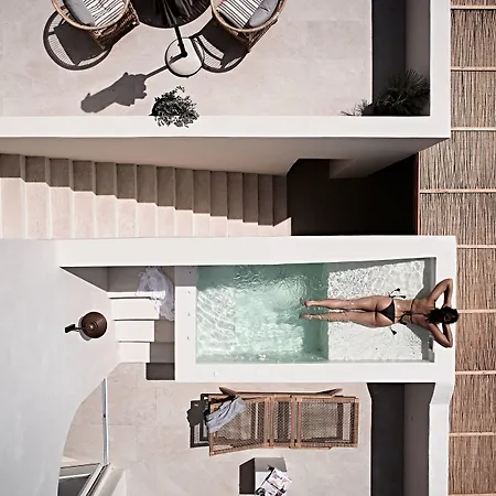 Istoria, A Member Of Design