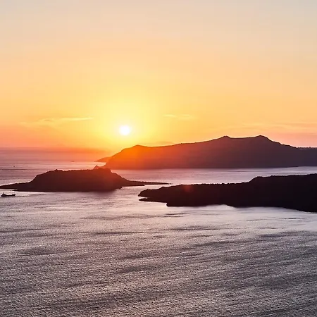 Istoria, A Member Of Design Perivólosz