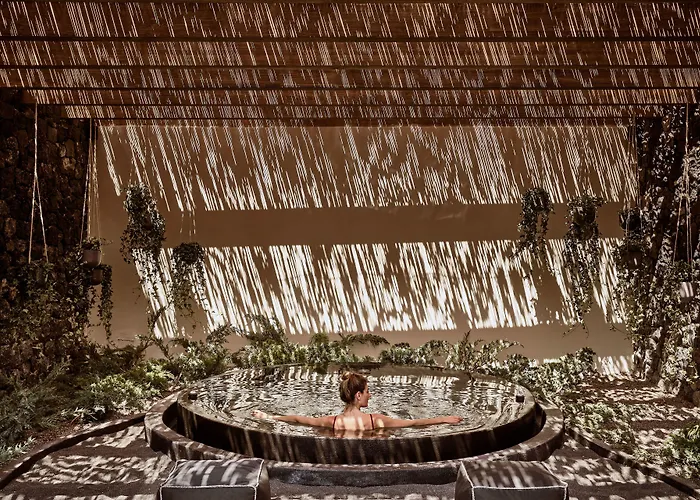 Hotel Istoria, A Member Of Design Playa de Perivolos