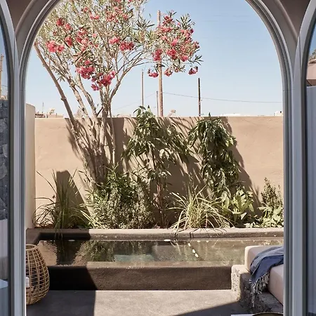 Hotel Istoria, A Member Of Design Perivolos (Santorini)