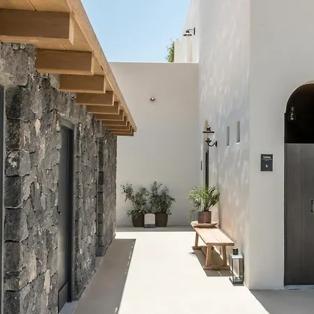 Istoria, A Member Of Design 5*