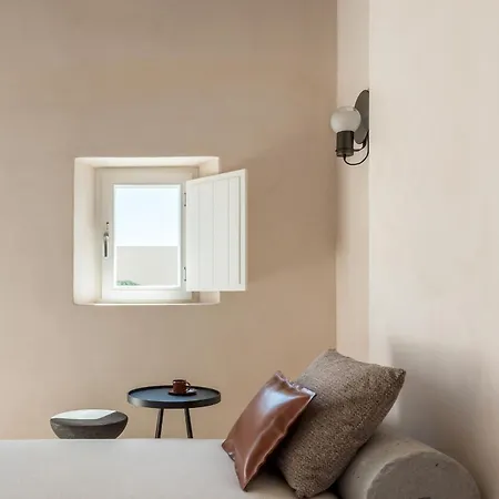 Istoria, A Member Of Design Hotel Perivolos (Santorini)