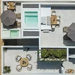 Hotel Istoria, A Member Of Design Perivolos (Santorini)