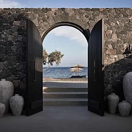 Istoria, A Member Of Design 5*