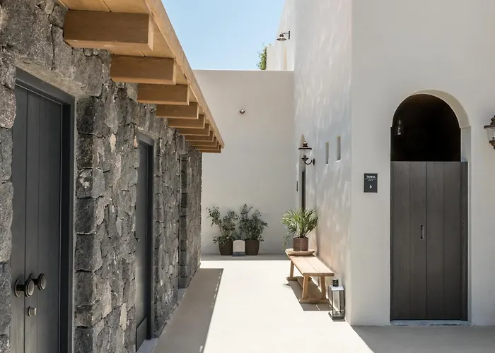 Istoria, A Member Of Design 5*