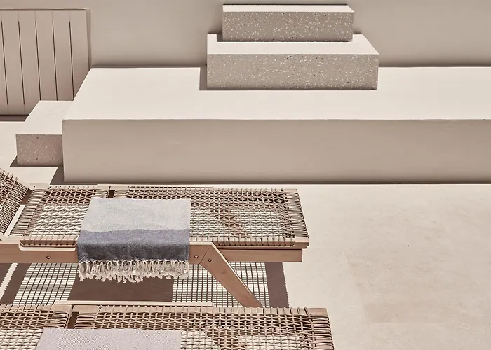 Istoria, A Member Of Design 5*