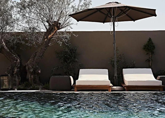 Istoria, A Member Of Design Hotel Perivolos (Santorini)