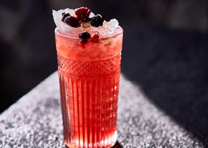 Istoria, A Member Of Design 5* Περίβολος