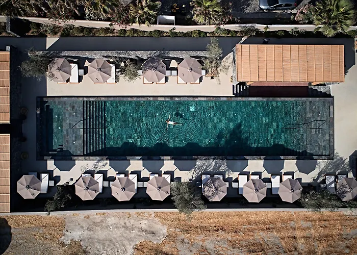 Istoria, A Member Of Design 5* Περίβολος